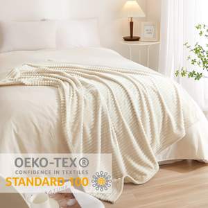 Chunky Throw Blanket pour Canapé Doux Chaud Moelleux <span class=keywords><strong>Beige</strong></span> Couverture Décorative et Giftable Rayé Polaire Couvertures pour Femmes Hommes - Product Image 2