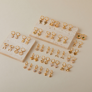 Pendientes de Aro con Diseño de Cactus y Circonitas Cúbicas en Oro de 18K para <span class=keywords><strong>Mujer</strong></span>, Lindos Pendientes de Aro con Circonitas Cúbicas Verdes y Rosas, Ideales para el Verano y las Vacaciones - Product Image 5