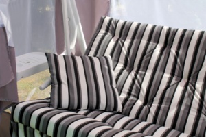 Fabricant Vente en gros Savannah C1637 Balançoire extérieure en métal pour patio 2665*1440*1860mm Meubles de jardin avec construction de qualité - Product Image 2