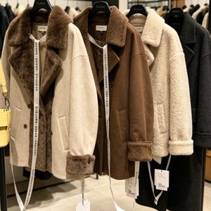 Etiqueta de Seguridad Personalizable con Texto de Advertencia, Cinta de Seguridad Extra Larga Anti-Manipulación para Prendas de Moda - Product Image 1