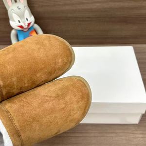 Luxurious Fur Lining Comfortable Snow <b>Boots</b> All Seasons Casual Walking Shoes for Home & Outdoor Use - Product Image 4