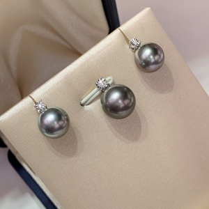 Pendentif polyvalent toutes saisons style Lady Diana en or 18 carats avec base vierge pour incrustation de perles personnalisée - Product Image 5