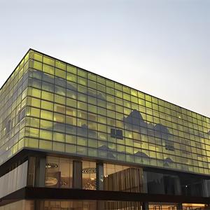 Panneau de mur-rideau perforé en aluminium avec revêtement en poudre pour usage extérieur - Product Image 4
