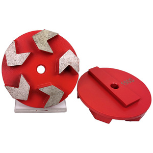 Disque abrasif à segment en forme de flèche à fixation rapide <span class=keywords><strong>PG</strong></span> 80 mm pour préparation de sols en béton, plaquettes à liaison métallique Terrco - Product Image 2