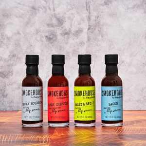 Set de Regalo de Salsas BBQ Gourmet en Frascos de Vidrio, Hechas a Mano, Veganas y Vegetarianas, con Sabores como Miel, Chipotle, Ahumado, Bourbon, Dulce, Picante y Bacon, Paquete de 4 - Product Image 3