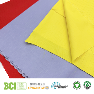 Tissu pour vêtements de travail GRS BCI <span class=keywords><strong>OCS</strong></span> 130x70 antistatique 65% polyester 35% coton sergé 155GSM avec finition anti-salissure - Product Image 3