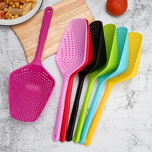 Ustensiles de cuisine : Écumoire, Cuillère à égoutter, Cuillère à glace, Louche, Passoire en plastique - Product Image 6