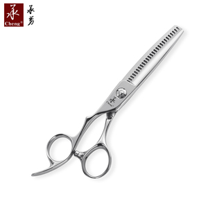 Tijeras de Peluquería para Adelgazar el Cabello para Zurdos GB-630CA, Acero Inoxidable Japonés, Tijeras de Peluquería CNC CHENG YONGHE - Product Image 5