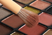 Ensemble de 8 pinceaux de maquillage professionnels de luxe à double embout, personnalisés, en poils synthétiques, pour le visage et le correcteur, avec manche en bois