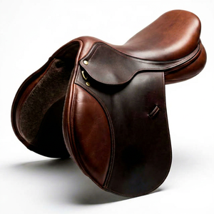 Selle d'équitation anglaise de dressage Real International Saddlery en cuir de vache souple, tailles personnalisables, logo personnalisé, utilisation extérieure - Product Image 1