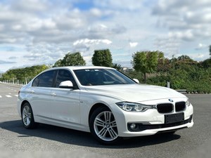 <span class=keywords><strong>BMW</strong></span> 320Li 2017 d'<span class=keywords><strong>occasion</strong></span>, berline automatique, turbo, extérieur foncé, conduite à gauche, <span class=keywords><strong>prix</strong></span> avantageux - Product Image 2