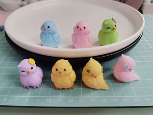 Set di 100 Ornamenti Miniatura di Uccelli in Resina, Decorazioni Carine per Giardino, Prato, Scrivania, Tavolo, Casa, Ufficio, Micro Scene - Product Image 5