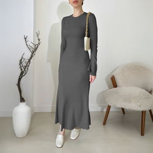 Ensemble Abaya, robe longue en tricot respirant et modeste pour les occasions formelles et les soirées en toutes saisons, offre ODM - Product Image 1