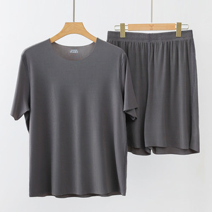 Set di Abbigliamento Comodo per Casa Unisex in Poliestere Traspirante con Design a Collo Tondo per il Relax Domestico - Product Image 5