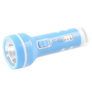 ไฟฉาย LED รุ่น FC-833 แบบชาร์จไฟได้ 12W แสงสว่างจ้า สำหรับกิจกรรมกลางแจ้ง แคมป์ปิ้ง ไฟฉุกเฉิน พกพาสะดวก - Product Image 3