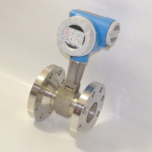 Medidor de Flujo Vortex E+H 72F25-SK0AA1CAB4AA, Medidor de Gas de Acero Inoxidable, Rango de Flujo de 13600 mh - Product Image 3