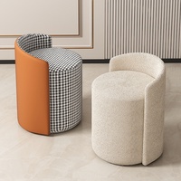 Tabouret de maquillage en velours de style nordique minimaliste avec dossier incurvé pour chambre à coucher, salon, manucure et table de toilette