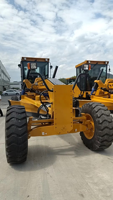 Niveleuse à lame flottante STG170C-8S économique pour projets municipaux et agricoles