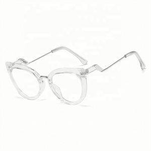 Lunettes de vue tendance, dernières nouveautés, logo personnalisé, sexy, verres transparents TR90, anti-lumière bleue, lunettes d'ordinateur, montures de lunettes œil de chat pour femmes - Product Image 3
