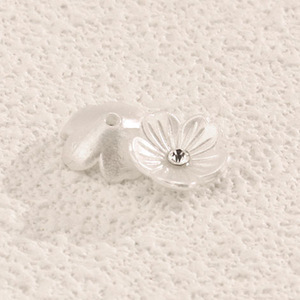 Flower Shape Imitation Seashell Jewelry Accessories Blue White Nickel Free DIY <b>Buttons</b> For Clothing Shoes Bags Hanfu - Product Image 2