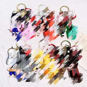 Nouveauté 2026 : Porte-clés personnalisé en forme de chaussures mignonnes, inspiré des films d'<span class=keywords><strong>horreur</strong></span> américains et de l'anime, en PVC <span class=keywords><strong>3D</strong></span>, avec pendentif décoratif de dessin animé et impression en relief - Product Image 2