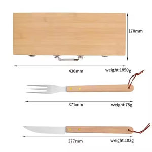 그릴 액세서리 나무 손잡이 5종 스테인리스 스틸 바베큐 그릴 도구 세트 (캠핑 주방용 주방용 뒤집개 집게 포함) - Product Image 2