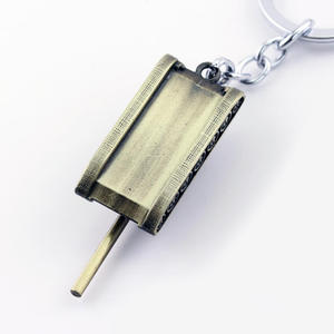 Móc Khóa Xe Tăng Cổ Điển Vòng Chìa Khóa Trò Chơi Vòng Quanh WOT World Of Tanks Móc Chìa Khóa Kim Loại Đồng Trang Sức Quà Tặng Phi Giới Tính Giao Hàng Thả Vận Chuyển - Product Image 4