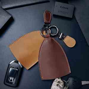 Universal Car <b>Key</b> Case, Premium Leather Car <b>Key</b> Bag for Men, Luxury Fashion <b>Key</b> Fob <b>Holder</b> - Product Image 3
