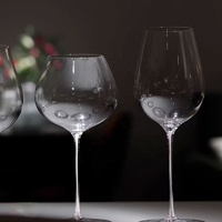 Verre à vin en cristal de luxe, fait main, de haute qualité, à tige rouge et à bouche étroite, pour la vente en gros