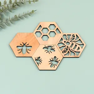 Creative Bee Pattern Hollow Out Non-slip Durable Waterproof Wood Placemat Dining Table Insulation Wood Coaster