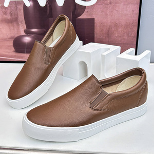 Chaussures <span class=keywords><strong>bateau</strong></span> plates de <span class=keywords><strong>luxe</strong></span> pour hommes en cuir PU imperméable, semelle souple et durable, chaussures décontractées - Product Image 1