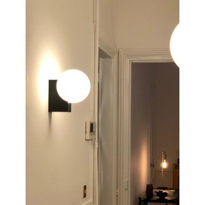 Lampe murale LED de designer italien pour salon, couloir, couloir et chambre à coucher, corps en fer minimaliste postmoderne pour application domestique - Product Image 4