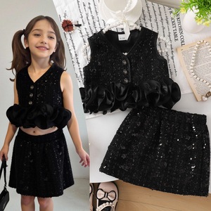 Nuovo Stile Estivo: Set Elegante per Bambini con Gilet Nero Lucido e Gonna Aderente - Product Image 6
