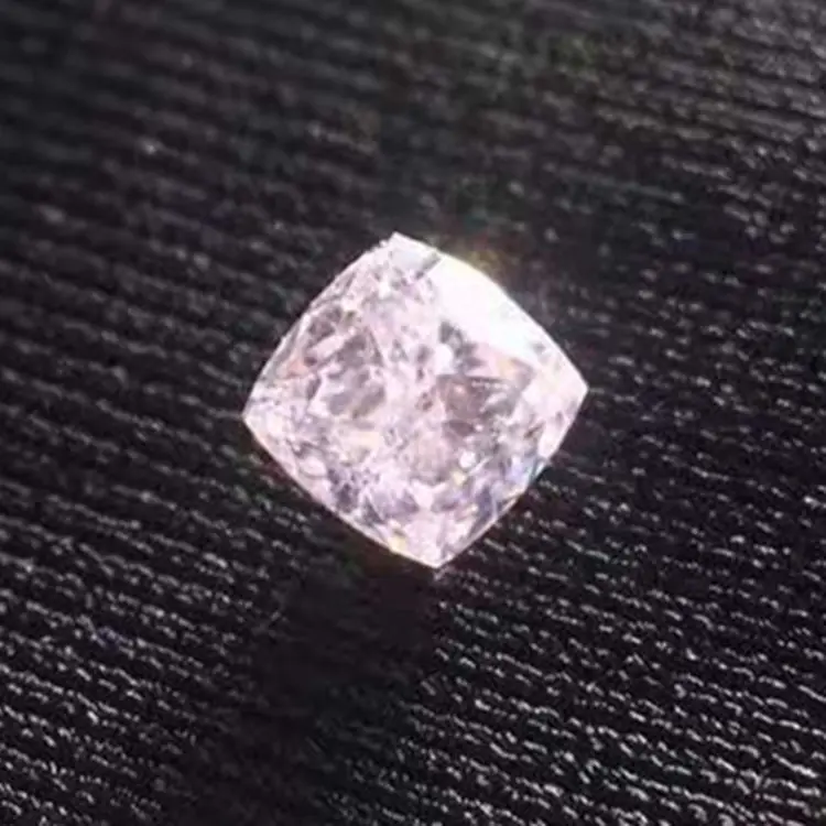 सुंदर फैंसी रंग हीरा काटने के लिए गहने बनाने 0.238ct फैंसी बैंगनी गुलाबी प्राकृतिक ढीला हीरे