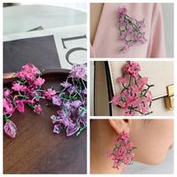 Accessoires de luxe personnalisables au design punk, rouge rosé, élégants, pour sacs et présentoirs