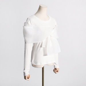 Camiseta de Mujer de Manga Larga con Cuello Redondo y Lazo Cruzado Personalizado, Color Sólido, Nueva Moda de Otoño - Product Image 3