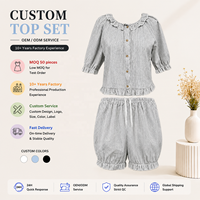 Ensemble de vêtements décontractés pour femmes, haut à manches courtes en tissu tissé à rayures avec volants et short ample au-dessus du genou, 2 pièces, OEM ODM