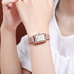Reloj de mujer con correa de malla a la moda, cuadrado, simple, versátil, resistente al agua, de cuarzo, al por mayor. - Product Image 3