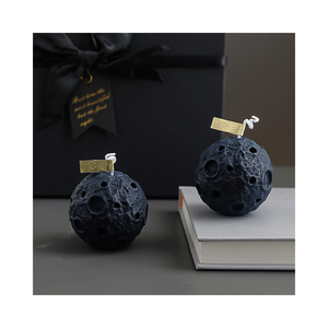 Bougie parfumée artisanale de luxe AIKUN, en forme de lune noire et blanche, relaxante, en cire de soja, huile parfumée - Product Image 5