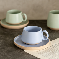Ensemble tasse et assiette en céramique pastel personnalisable EKA, bols en poterie à double glaçure, offre spéciale pour cafés, restaurants et traiteurs