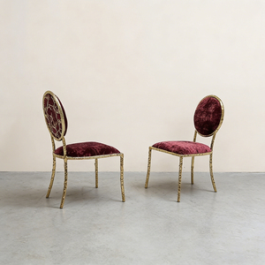 Chaise de restaurant au design de branches entrelacées inspirées de la nature, finition laiton antique, dossier rond, chaise de salle à manger en velours de luxe - Product Image 1