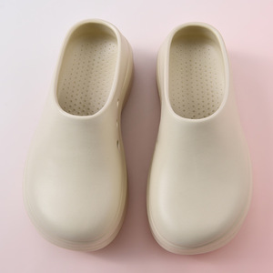 Scarpe <span class=keywords><strong>da</strong></span> cucina impermeabili che aumentano l'altezza <span class=keywords><strong>da</strong></span> donna pantofole EVA pantofole antiscivolo <span class=keywords><strong>da</strong></span> cucina per le coppie comode - Product Image 5