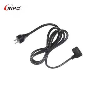 Cable de Extensión de Alimentación IEC C13 - C14 de Grado Industrial con Durabilidad Mejorada - Product Image 6