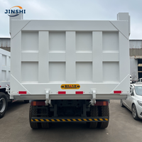 Prix Exceptionnel Sinotruk Howo Camion Benne Basculante d'Occasion 6X4 Euro 2 pour Transport Minier 336 ch 371 ch 8 Roues à Vendre
