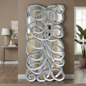 Miroir mural décoratif en bois sculpté motif animé, couleur acajou - Product Image 3