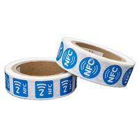 Moins cher 13.56mhz rond programmable diamètre 30mm rouleau incrustation humide RFID NFC étiquette autocollante intelligente