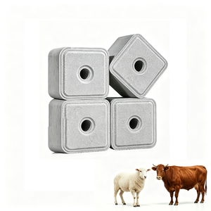 Brique de sel minéral riche en calcium pour bovins, vaches, moutons, chèvres, supplément multi-oligo-éléments pour le bétail, bloc de sel à lécher pour le bétail - Product Image 1