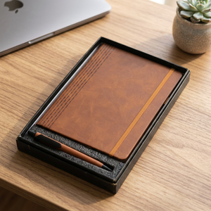 Efficient Business Travel <b>Journal</b> <b>Diary</b> PU Leather Cover Soft Magnetic Clasp Refillable Loose-Leaf Paper Sheets Built-In Pen - Product Image 2