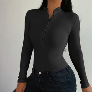 Collezione invernale all'ingrosso per le donne camicetta a maniche lunghe e semplice maglia in bianco t-shirt <span class=keywords><strong>con</strong></span> dettaglio frontale centrale <span class=keywords><strong>con</strong></span> bottone aperto - Product Image 4
