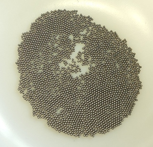 Venta Caliente de Fábrica, Bolas de Acero Inoxidable <span class=keywords><strong>AISI</strong></span> <span class=keywords><strong>420</strong></span> de 0.8mm, Medios de Molienda, Perlas de Limpieza, Superficie Pulida, <span class=keywords><strong>Dureza</strong></span> <span class=keywords><strong>HRC</strong></span> 50 - Product Image 1